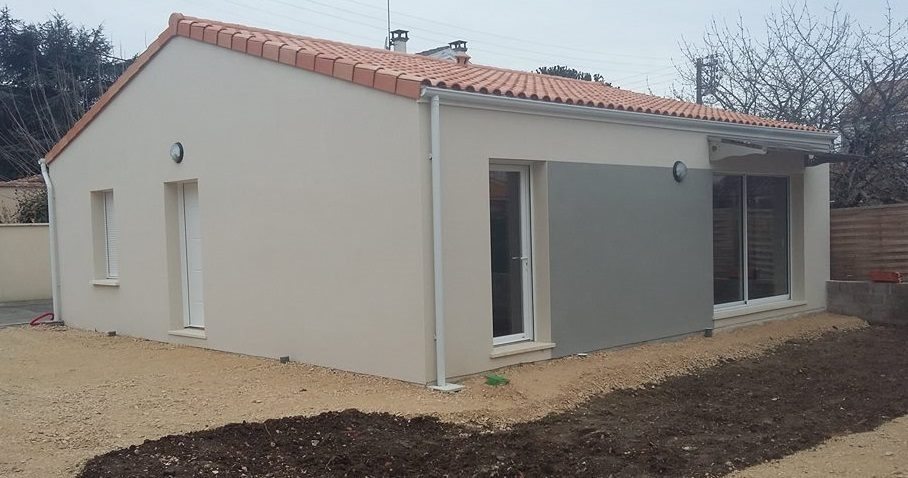 Maison neuve à Sigalens